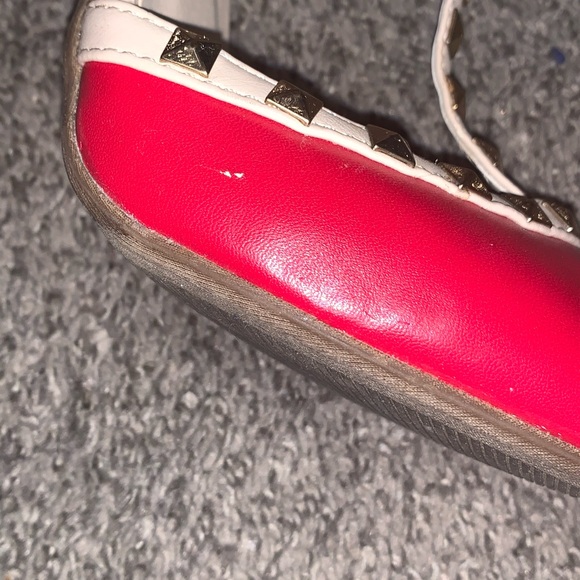 COPY - Red rock stud pointy toe heels - Picture 5 of 10